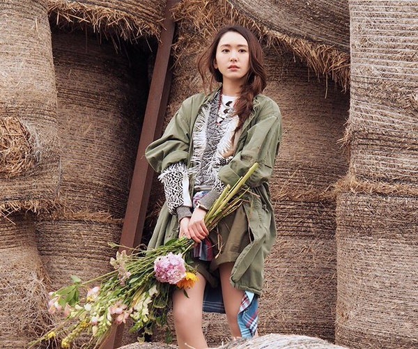 新垣結衣在花海中拍攝廣告 美到讓網友融化!