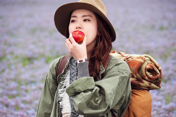 新垣結衣在花海中拍攝廣告 美到讓網友融化!