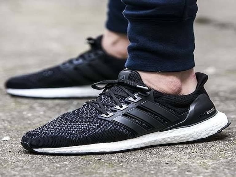 沒買到捶心肝!盤點 5 雙 adidas 穿上腳就捨不得脫的鞋款