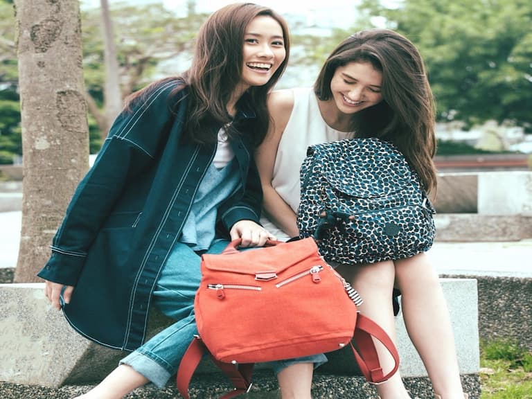 冰山美人不流行，氧氣美女正夯！Kipling釋放女孩新態度