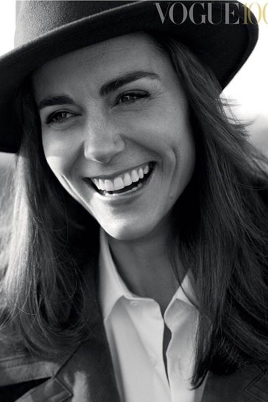 意義非凡! 凱特王妃登上英國版 Vogue 第 100 期封面!