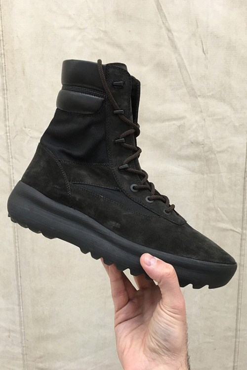 肯爺與 adidas 關係不再？！　YEEZY 系列獨立鞋款釋出