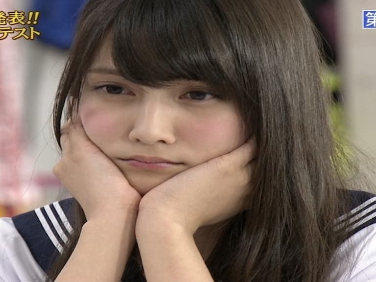 AKB 美女成員「入山杏奈」前年遭惡徒鋸傷　右手後遺症照片曝光引人心疼！