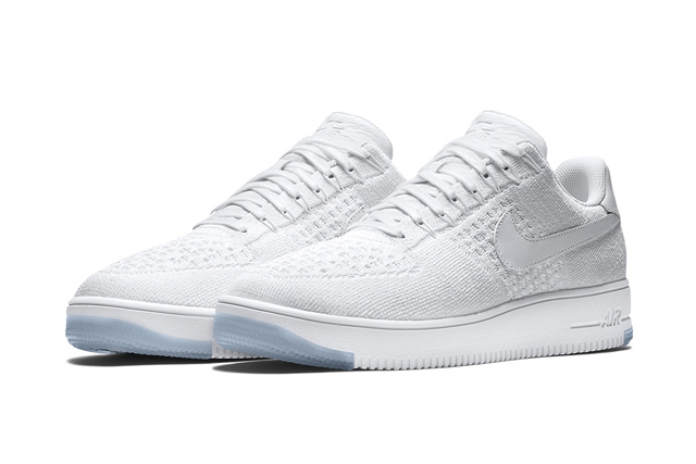 今夏 NIKE 最新球鞋款曝光！經典不敗的純白融合傳統展現夏日造型