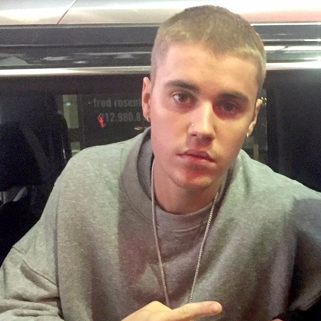 小賈斯汀將阿根廷國旗丟出車窗外　15 歲小粉絲傷心問：Why？