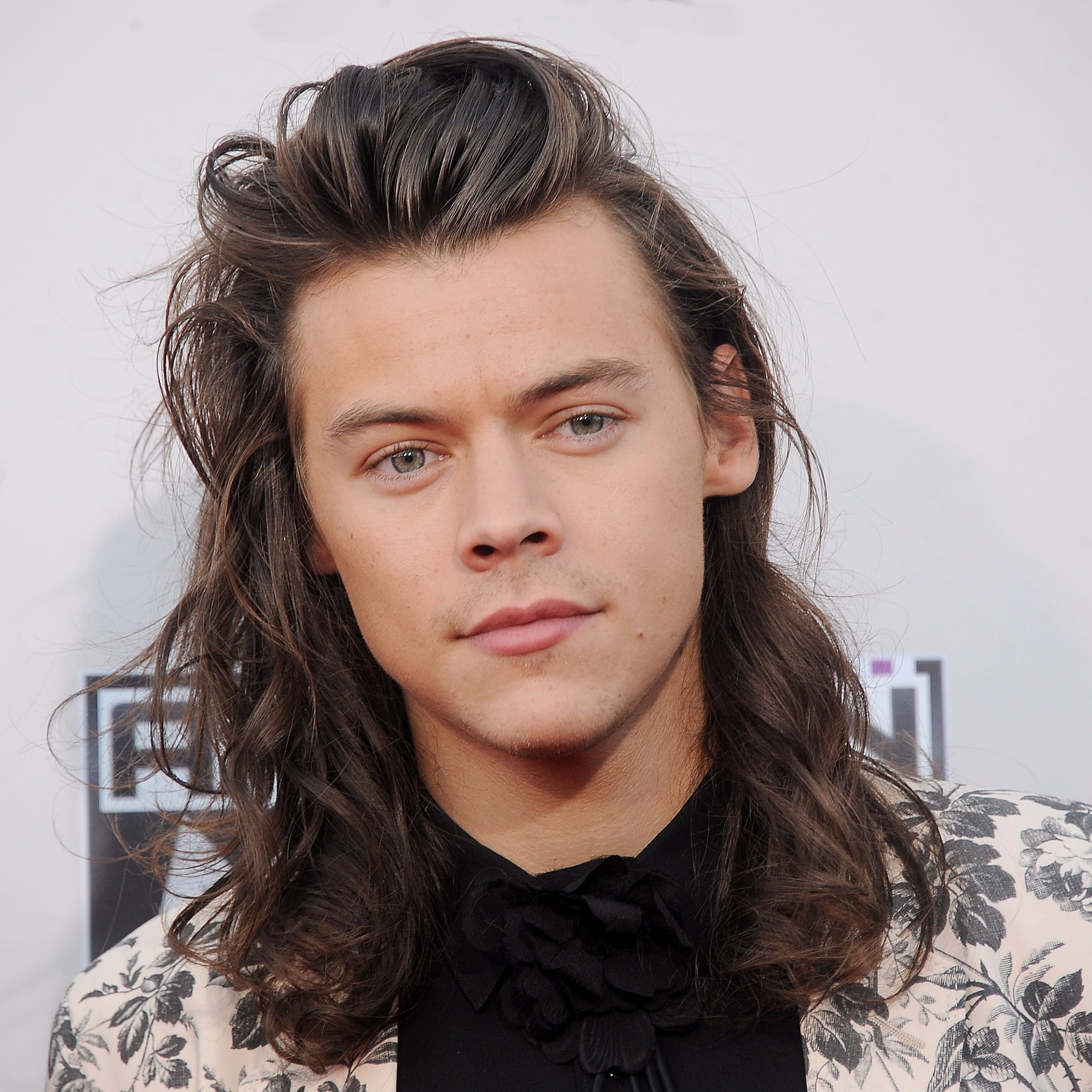 一世代 Harry Styles 短髮形象照曝光 除了帥還是帥!