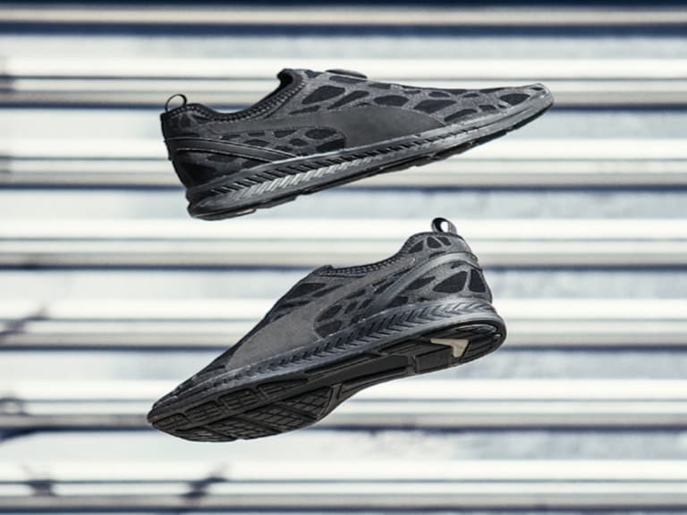 蕾哈娜 帥性演繹全新 PUMA Disc Sleeve IGNITE