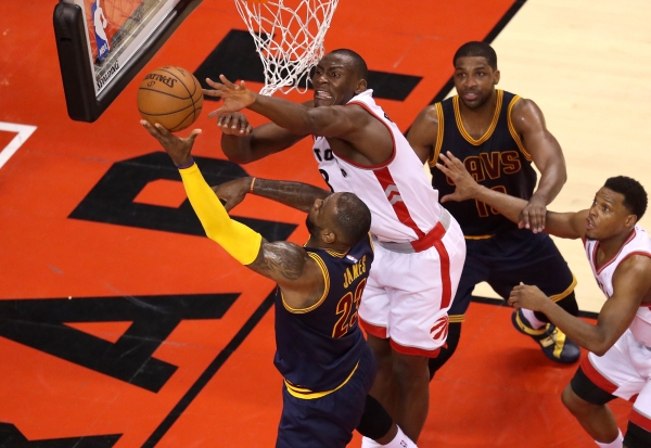 暴龍新「MVP」誕生!580 萬身價用籃板力壓 8200 萬先生