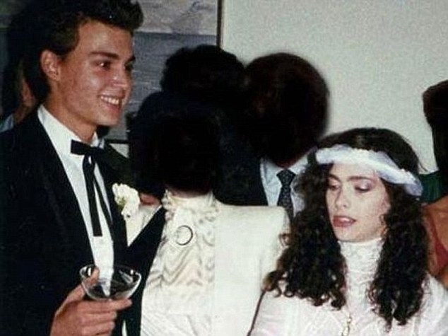 強尼戴普家暴事件羅生門？前妻愛女紛紛表態力挺！