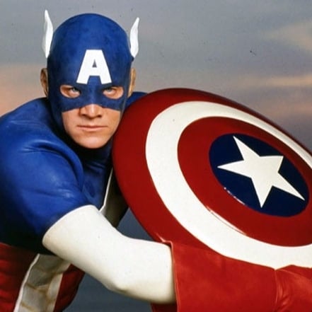 漫威和 DC 超級英雄以前居然長這樣　絕對會讓你瞬間崇拜感盡失！