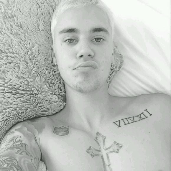 小賈斯汀與壯漢發生鬥毆　被打倒在地撞窗畫面驚人！