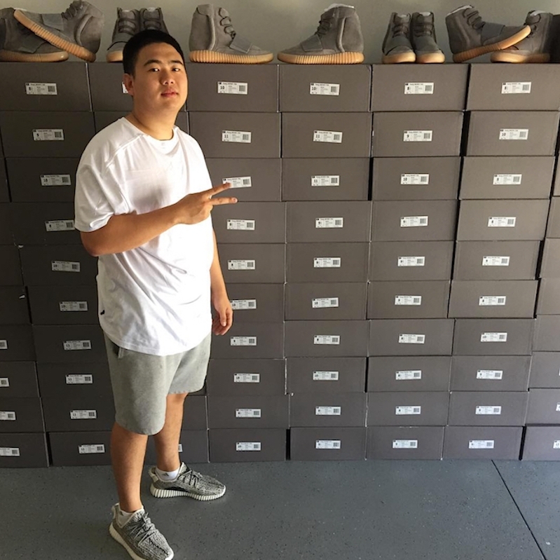 這位年僅 20 歲華人鞋頭　高調炫耀他已搶先拿到 100 雙新款 Yeezy Boost 750！