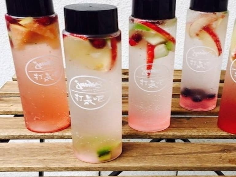 新奇好喝又好玩！網友嚴選超人氣特色手搖飲料店