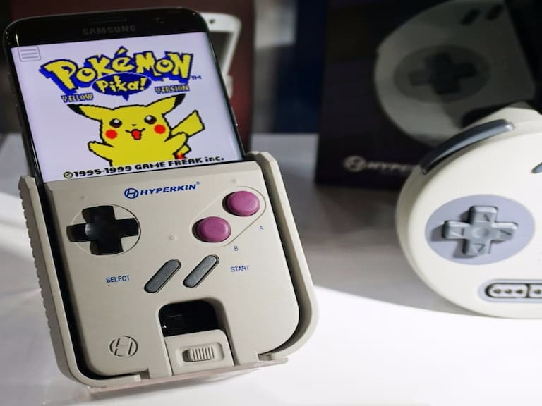 有了它，你的智慧型手機就能一秒變 Game Boy ！？