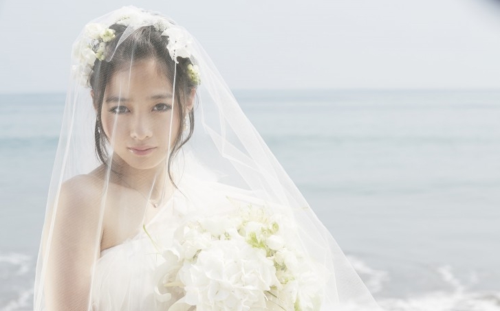 17 歲「天使偶像」橋本環奈披上白紗 大量網友瘋狂求婚!