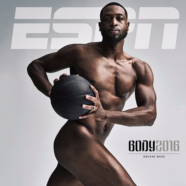 LBJ 不買嗎？「閃電俠」韋德拍攝全裸寫真　展現籃球員的健美身材！