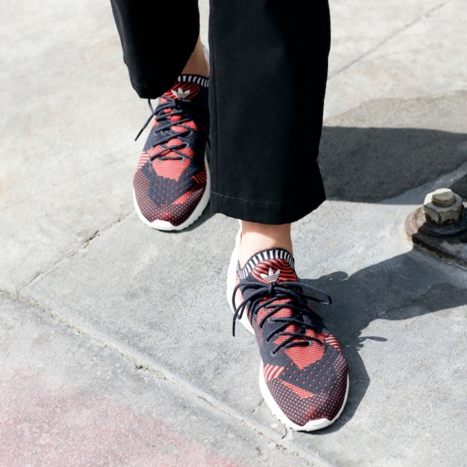 夏日炎炎就是要高調　各大品牌備受矚目的 5 雙紅色球鞋！