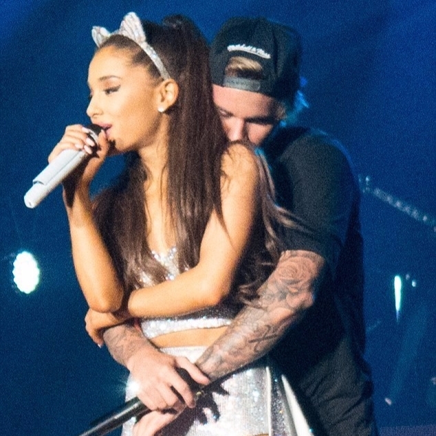 那些曾經在網路上公開調情的大明星　甜蜜留言簡直像是情侶！