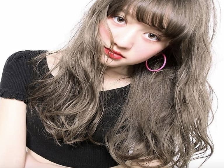 日本女生瘋迷中！今夏詢問度最高的「透明系」髮色是這 5 款！