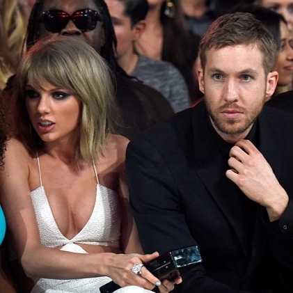 真的開戰了！凱文哈里斯對泰勒絲怒喊：別再詆毀我，弄得我像是一個壞人！