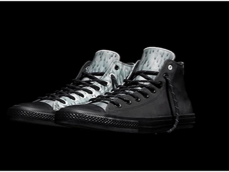 下雨天也可以很Fashion!因為我有這雙CONVERSE鞋!
