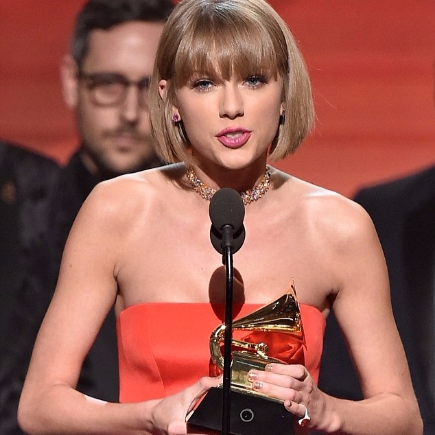 今年最強八卦！泰勒絲與金卡達夏的網路大戰　各大明星選擇站哪一隊？