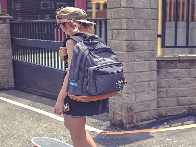 滑板玩家必備 2016 JanSport X Jimi Skate Shop 全球聯名限量款