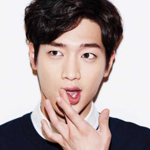 笑容有點甜！姐姐們抵擋不了的韓國「寵物系男孩」盤點