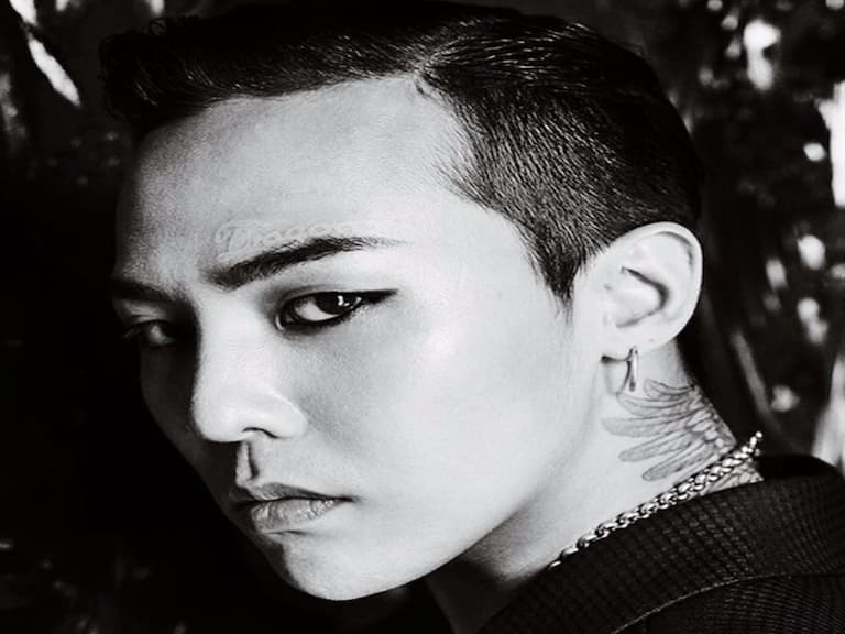 G-DRAGON  帥氣登上中國版《VOGUE》　與超模共同入鏡！