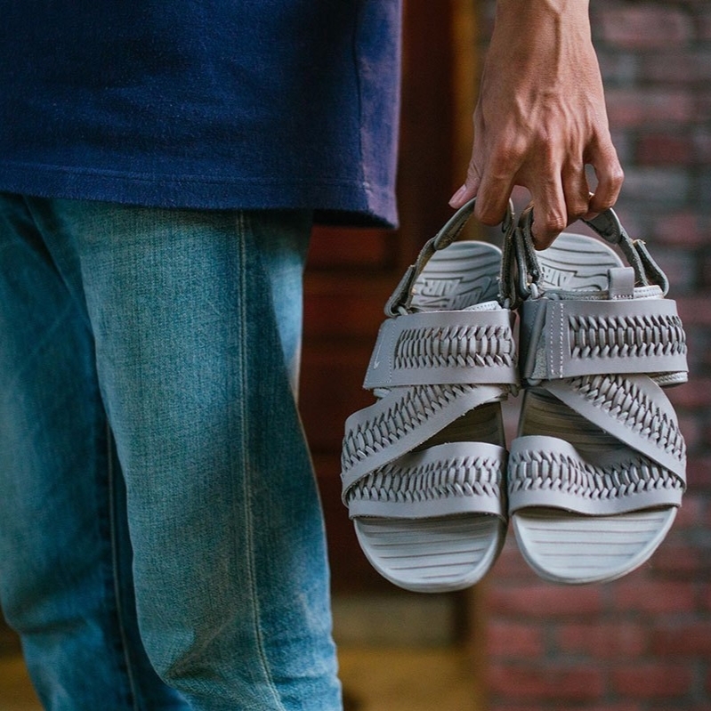 夏天就是要涼鞋！Nike 編織鞋雙色齊發