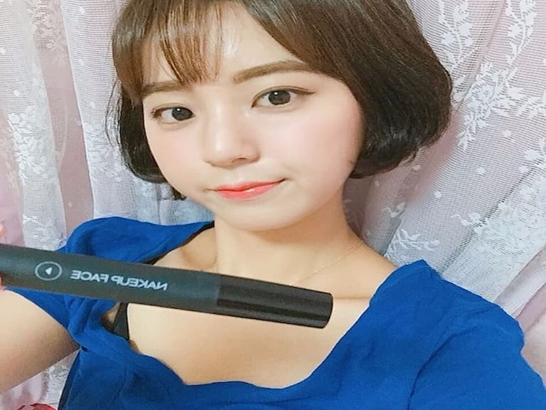 8日不脫色!人氣超越 Etude House 和 3CE 的持久染眉新品,來自這個韓牌⋯⋯