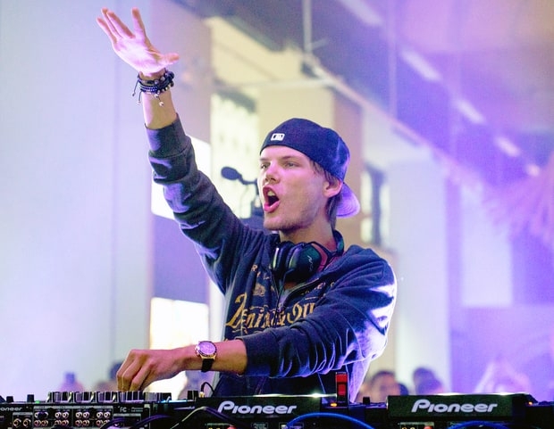 台灣買得到！H&M 與知名 DJ Avicii 跨界推出平價時裝
