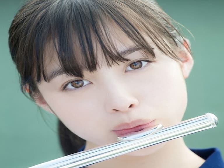 橋本環奈主演《春與夏事件簿》真人電影 全新劇照再現超凡美少女氣質!