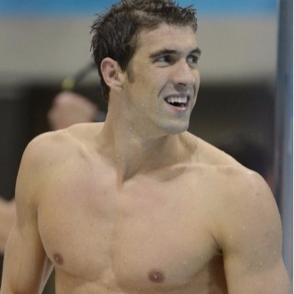 飛魚神話 ! Phelps 打破史前紀錄 ， 未婚妻也大有來頭