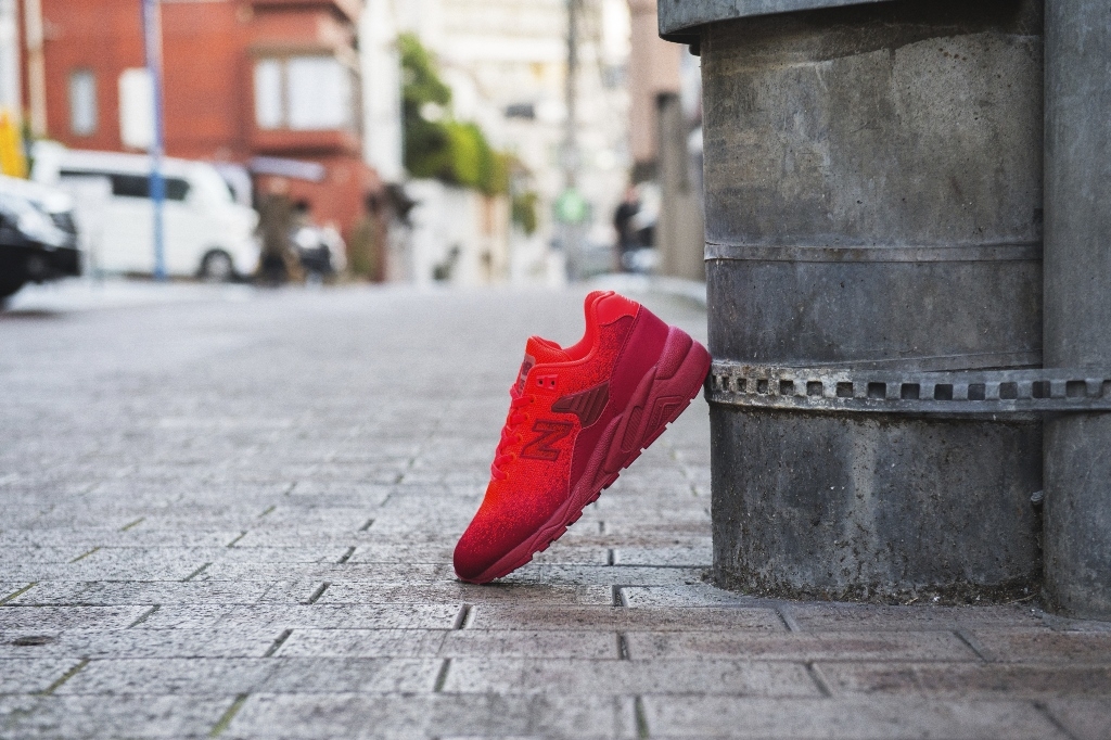 New Balance 經典再升級!MRT580J 鞋型創造「織型時尚」!