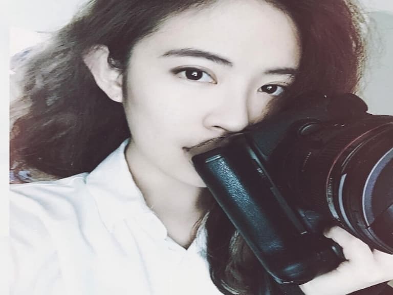 【潮妹一週間】這個攝影師比 Model 還美，「世新小王祖賢」不只人美還超有才華！