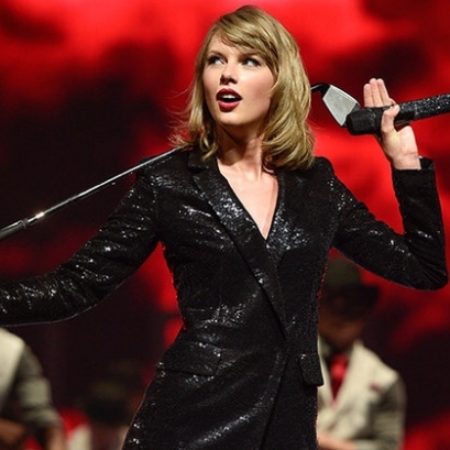 粉絲必收暖文！盤點泰勒絲長期進行的 8 大善舉！