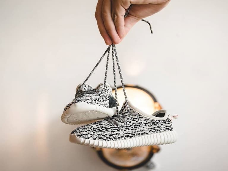 「潮童」也瘋排？adidas Originals  YEEZY BOOST 350 INFANT 童鞋系列萌翻了！