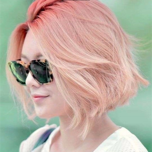 早秋髮色 #Peachhair 出爐！除了玫瑰金外，要試試大膽的超夢幻蜜桃色系嗎？