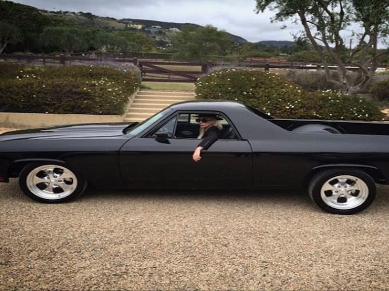 9 位歐美女明星的高級跑車　Lady Gaga 這輛會不會太帥？