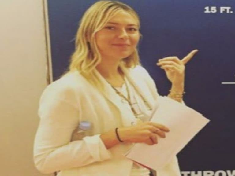 轉換跑道 ? 前世界球后 , 網球甜心 Maria Sharapova 變 NBA 實習生