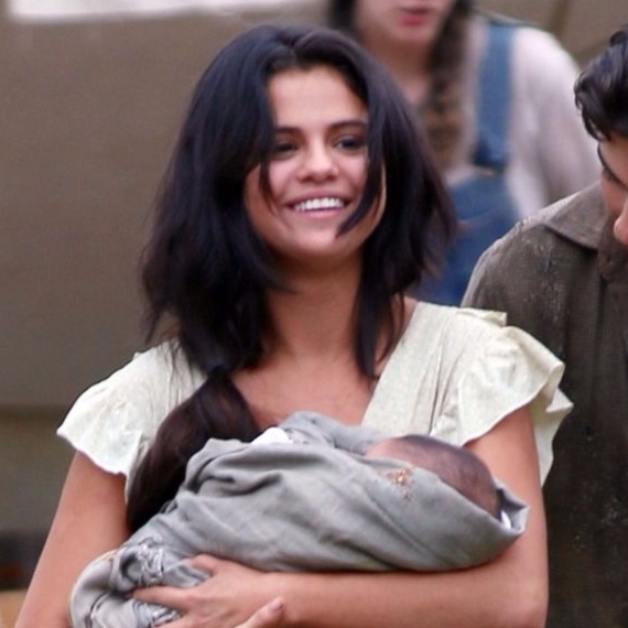 Selena Gomez 要當媽媽了？！電影 《In Dubious Battle》預告片發佈，成熟美令人眼前一亮！