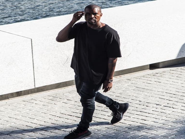 肯爺新作發表！「YEEZY Season 4」 展場眾星雲集，多款全新 YEEZY 搶先曝光！