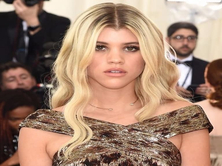 Sofia Richie 充滿愛的新紋身!是公開與 Justin Bieber 示愛放閃嗎?