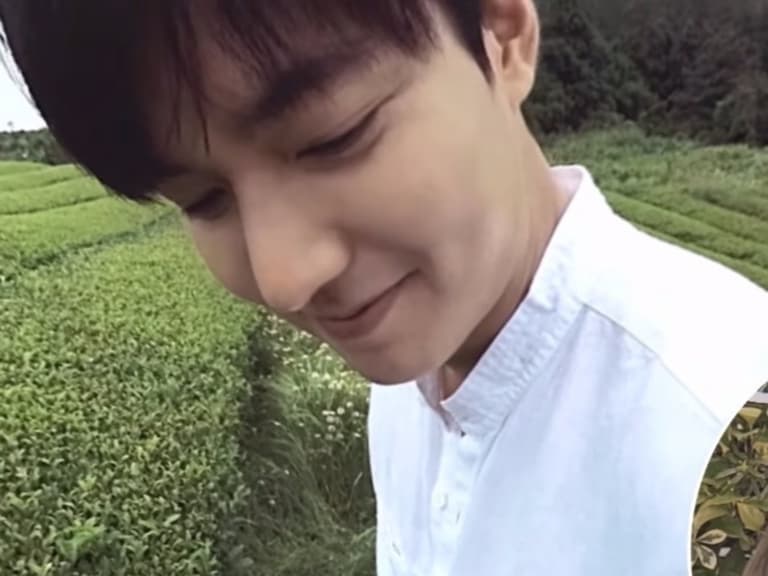 Innisfrr官方提供「 Someday in Jeju 」和李敏鎬 Oppa 約會的 VR 體驗也太甜蜜吧！