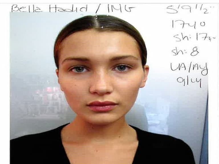超模試鏡寶麗萊照曝光！Bella Hadid、Karlie Kloss、Lily Collins⋯⋯ 初出道時原來是長這樣！