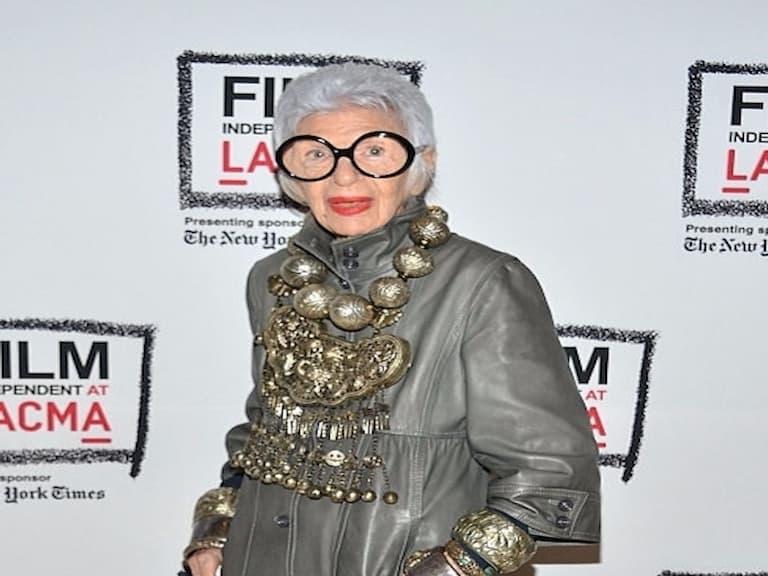 時尚潮嬤 Iris Apfel 再添一句新語錄:「任何年紀都能穿任何衣服!」
