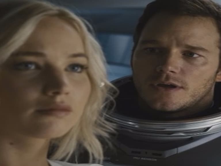 在太空中談一場驚險的戀愛吧！ Jennifer Lawrence 與 Chris Pratt 新作 《 Passengers 》預告片出爐了！