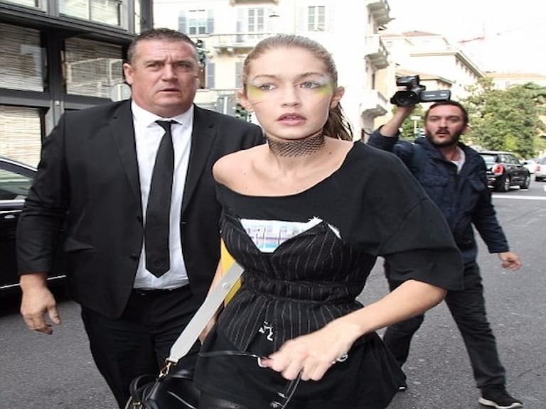 可怕!超模 Gigi Hadid 遭陌生男子強行擁抱撫摸 現場群眾一片傻眼!