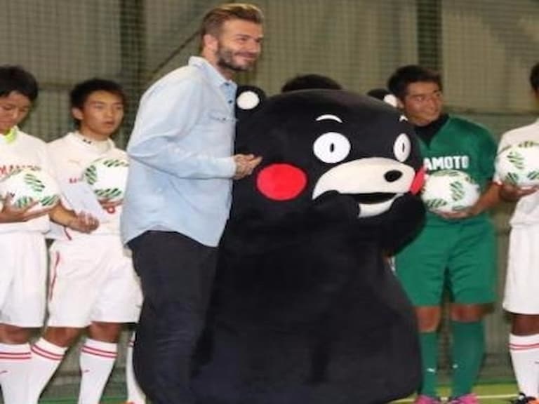 超疼女兒!貝克漢親切訪日會熊本熊 還不忘為「小七」去原宿掃貨玩具!